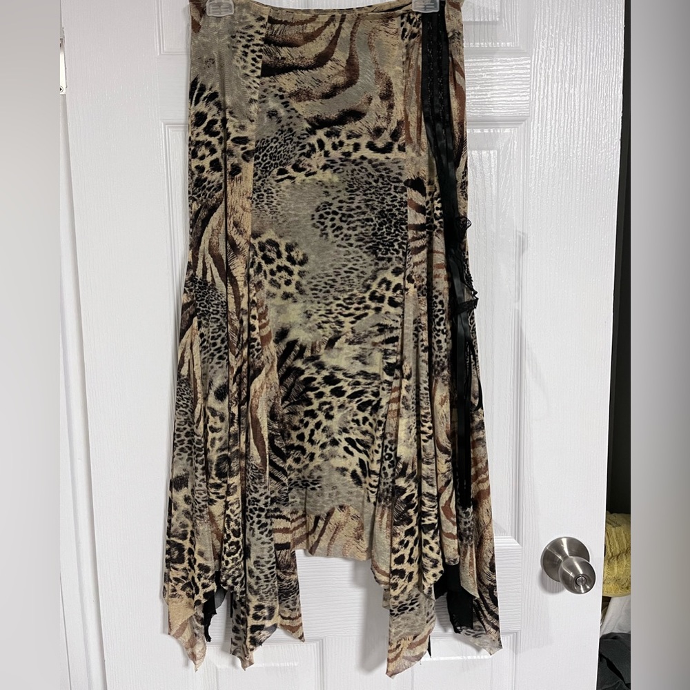 cheetah asymmetrical bottom skirt with lace detail